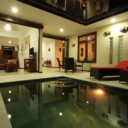 Bali Holiday Villas Kuta Kuta Lombok Rum bild