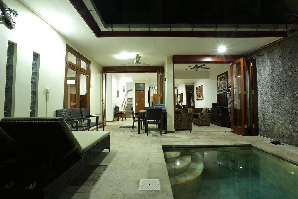 Bali Holiday Villas Kuta Kuta Lombok Rum bild