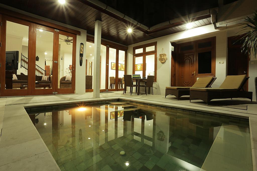 Bali Holiday Villas Kuta Kuta Lombok Rum bild